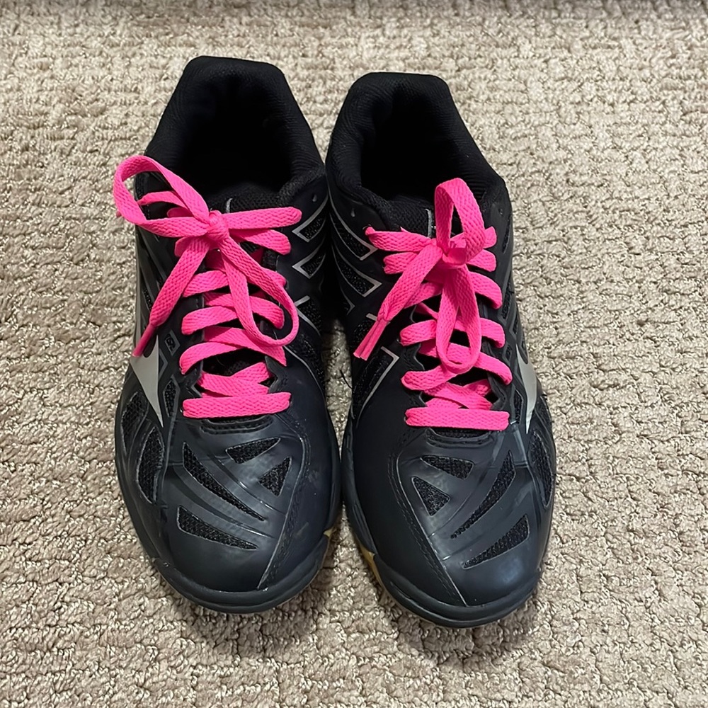 Mizuno Wave Hurricane 3 Women’s Volleyball Sneakers
